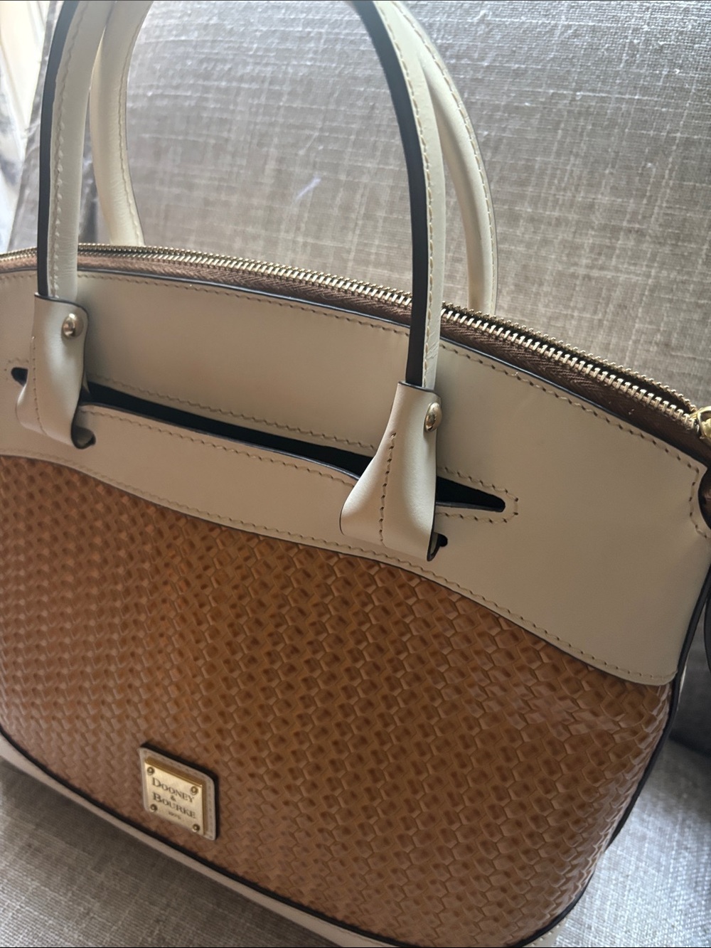 Dooney & Bourke Beacon Textured leather dome multi way bag - Picture 3 of 15